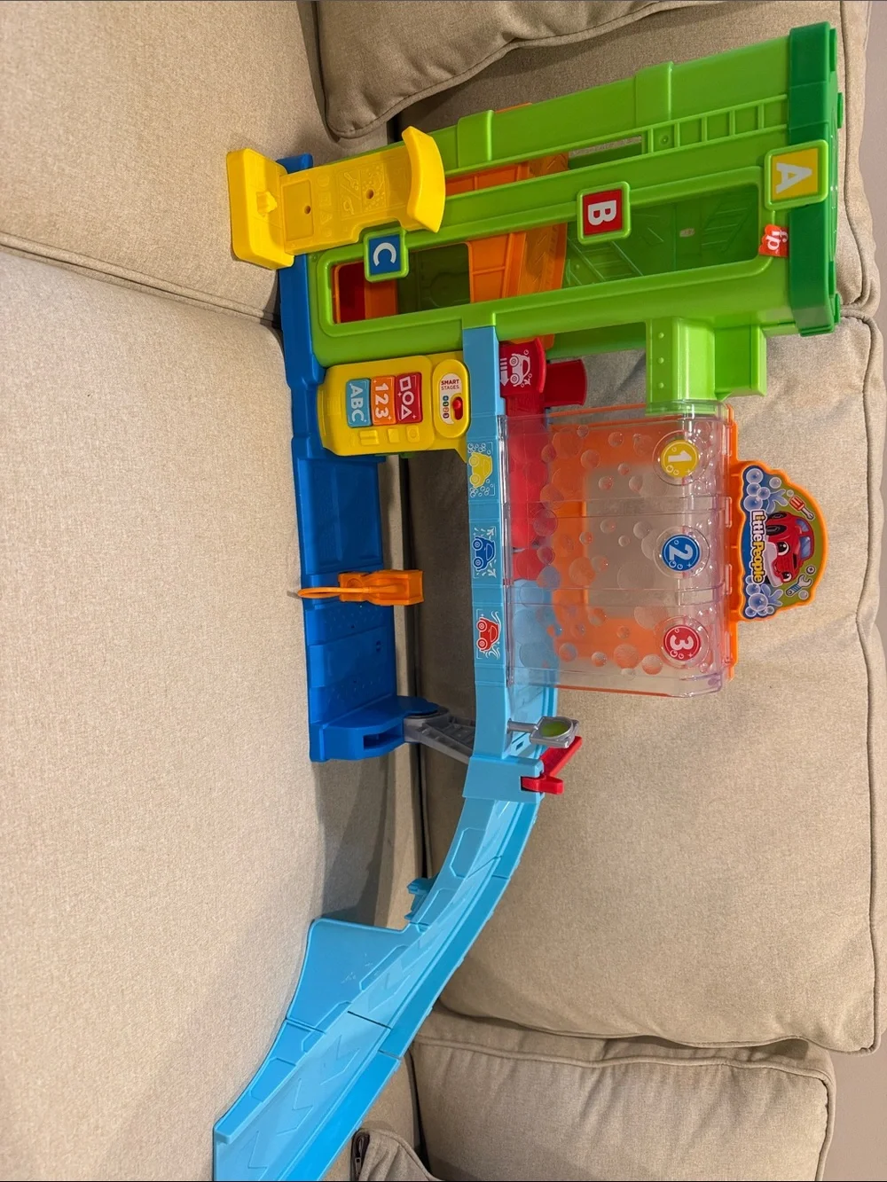 Fisher Price Little People Light Up Learning Garage Playset